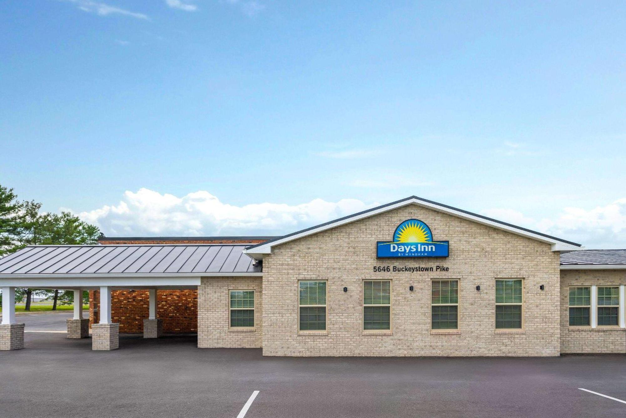 Days Inn Of Frederick By Wyndham מראה חיצוני תמונה